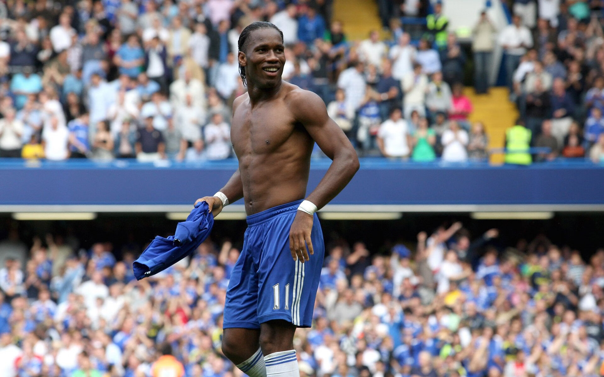 华体会app下载-曼联官方祝贺老队长荣获特殊荣誉，曼联队长现在